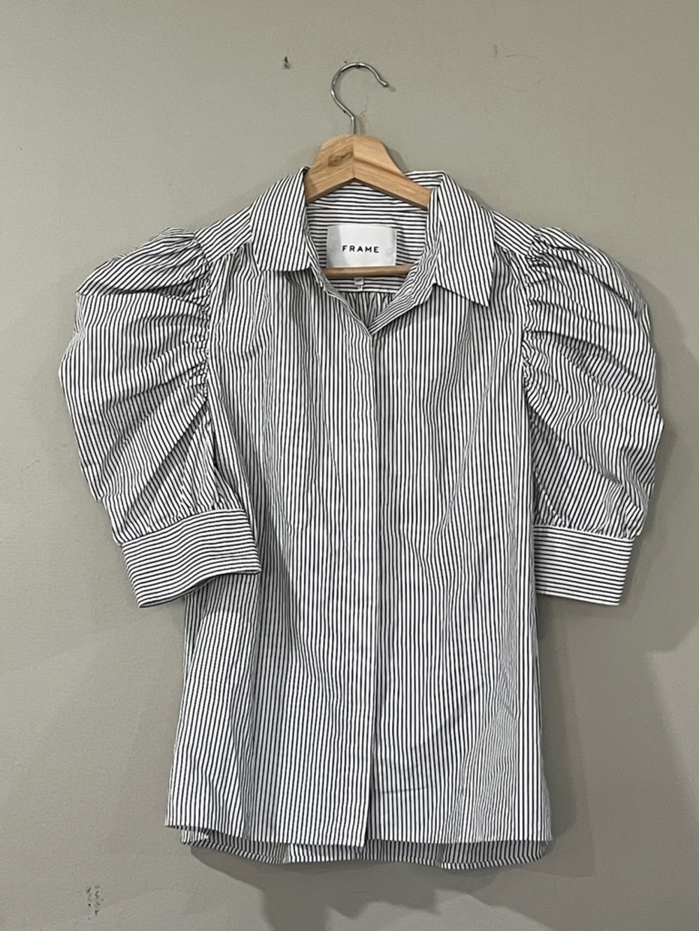 FRAME Black & White Striped Puff Sleeve Button-Down Shirt